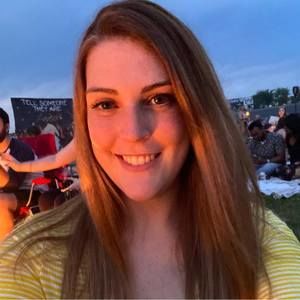 Meet your Posher, Rebecca